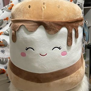 Carmelita s’more 20” squishmallow